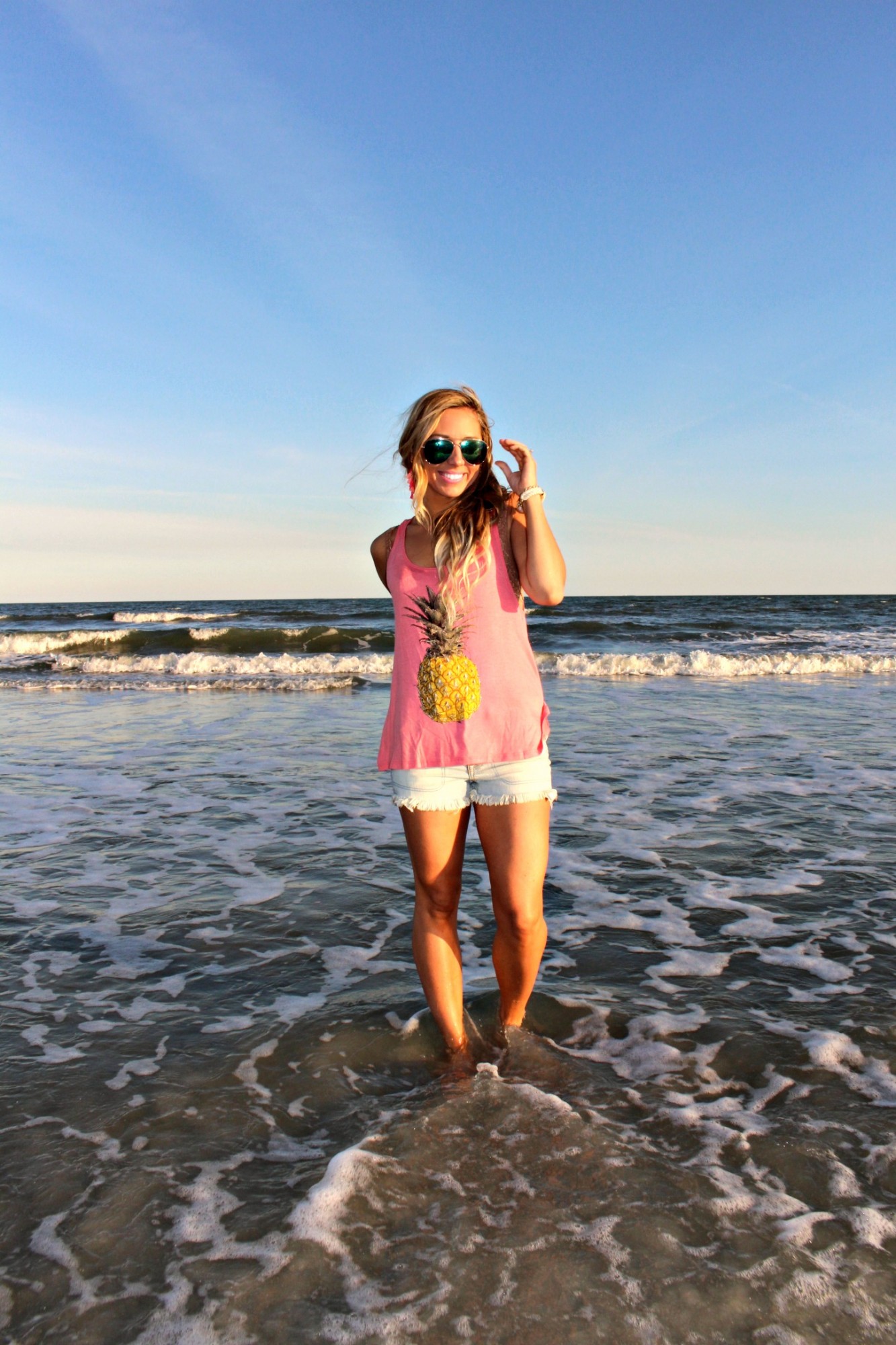 Pineapple Tank Top & Beach Video